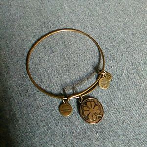 Alex and Ani Clover Bracelet
